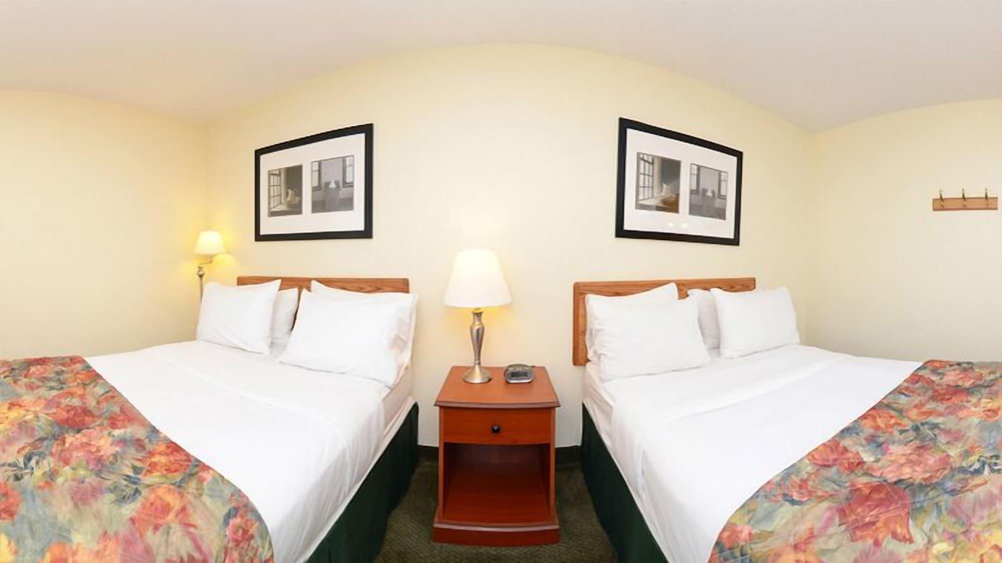 Baymont by Wyndham Decatur Hotel Bagian luar foto