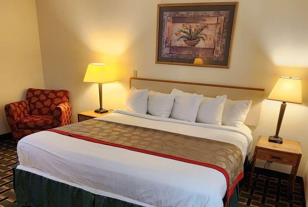 Baymont by Wyndham Decatur Hotel Ruang foto